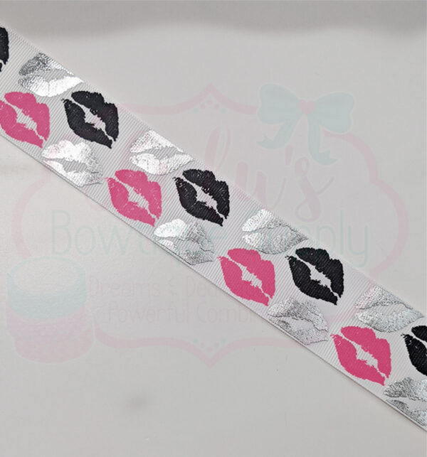 1.5" Lips Silver Foil