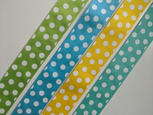 1.5 White Glitter Dots